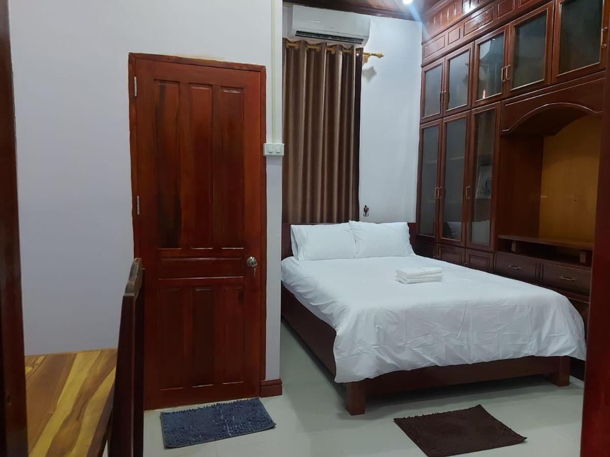 Inthavong Hotel/Guest House Vang Vieng Zewnętrze zdjęcie